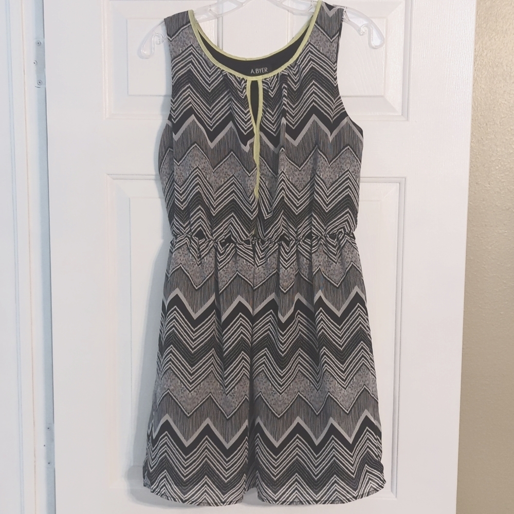 A. Byer Women's Flowy Split Neck Herringbone Lined Dress